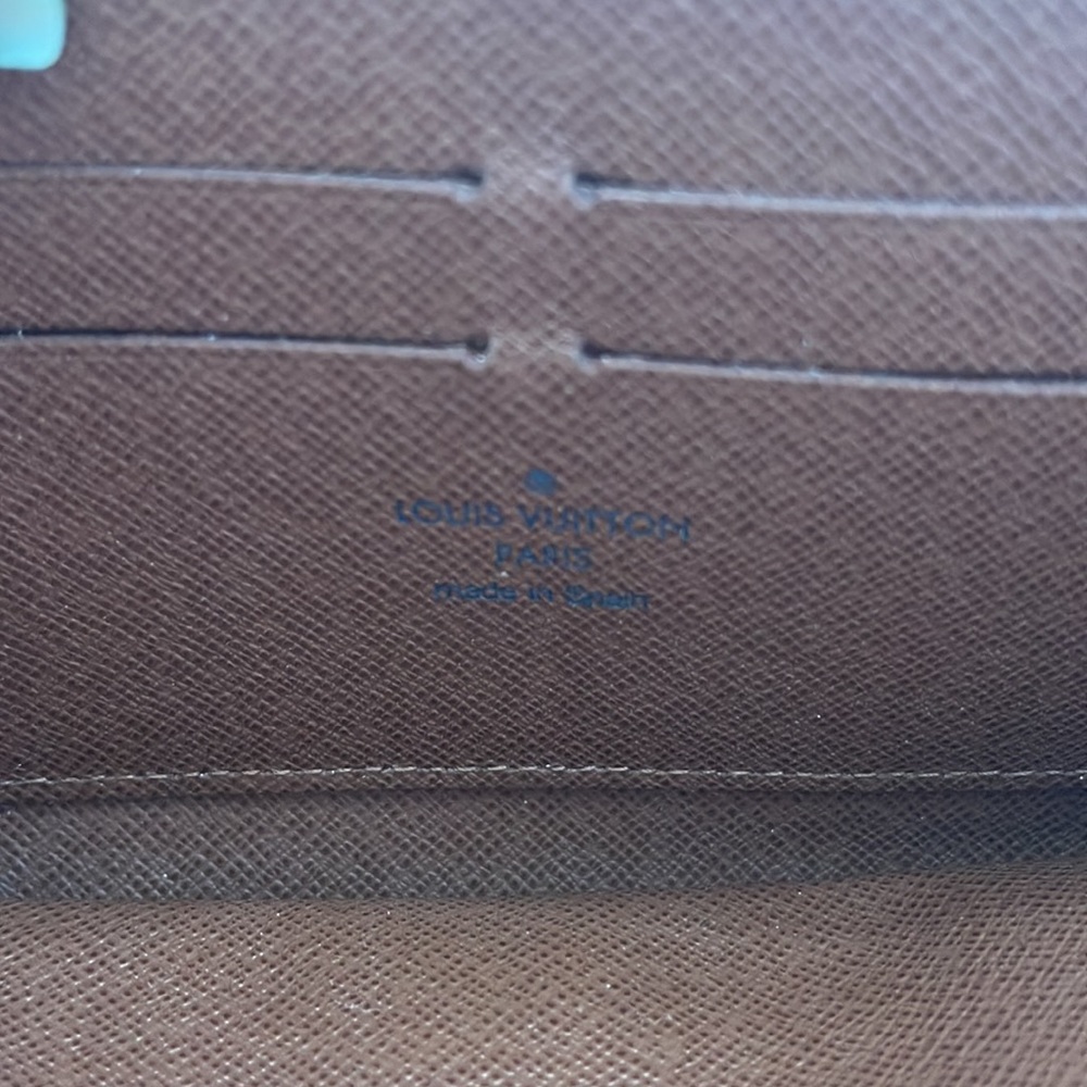 Louis Vuitton wallet - Picture 6 of 12